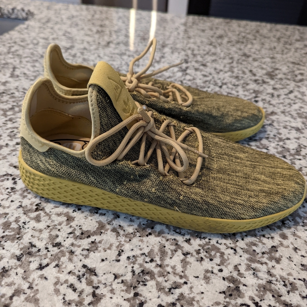 Pharrell Williams Tennis Hu